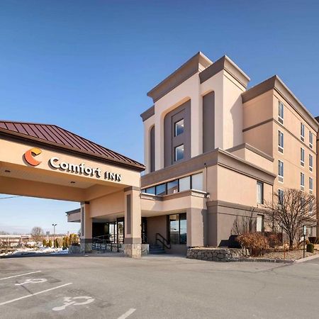 Comfort Inn Airport Manchester Extérieur photo