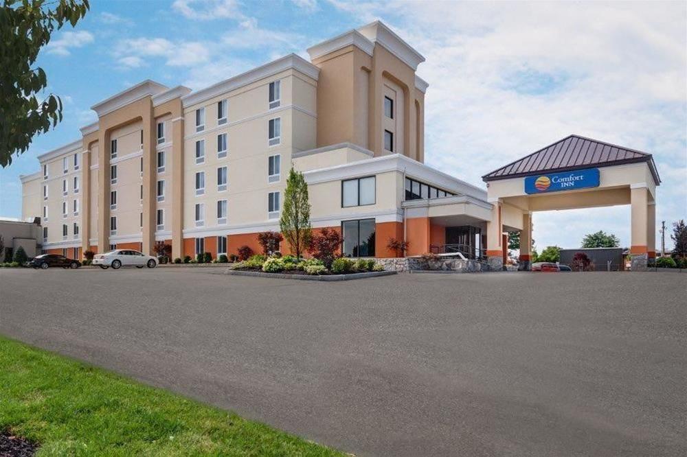 Comfort Inn Airport Manchester Extérieur photo