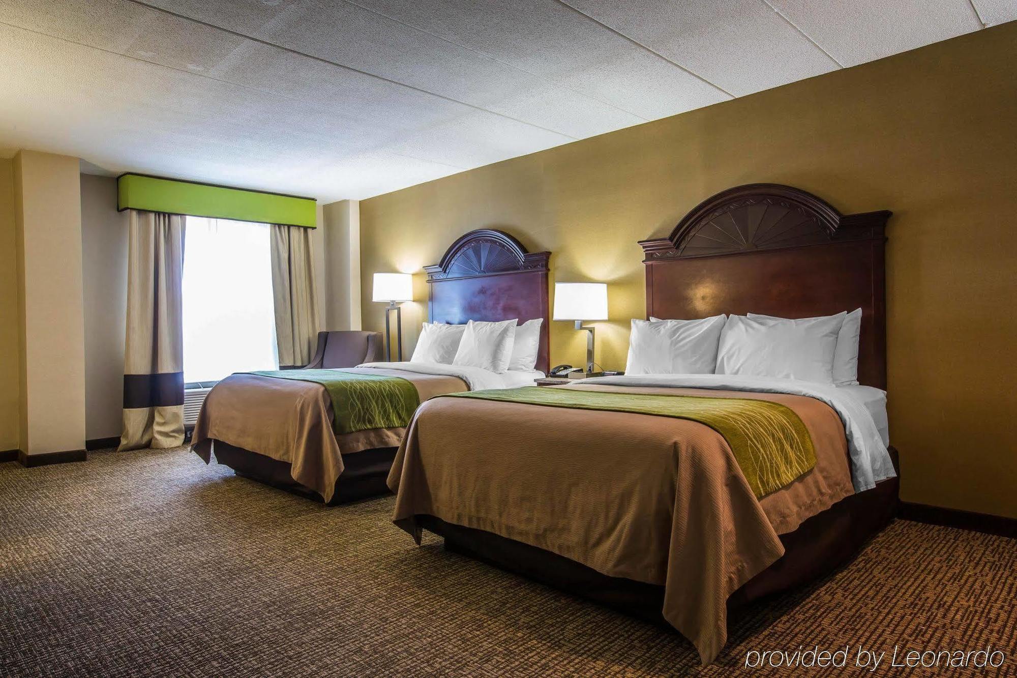 Comfort Inn Airport Manchester Extérieur photo